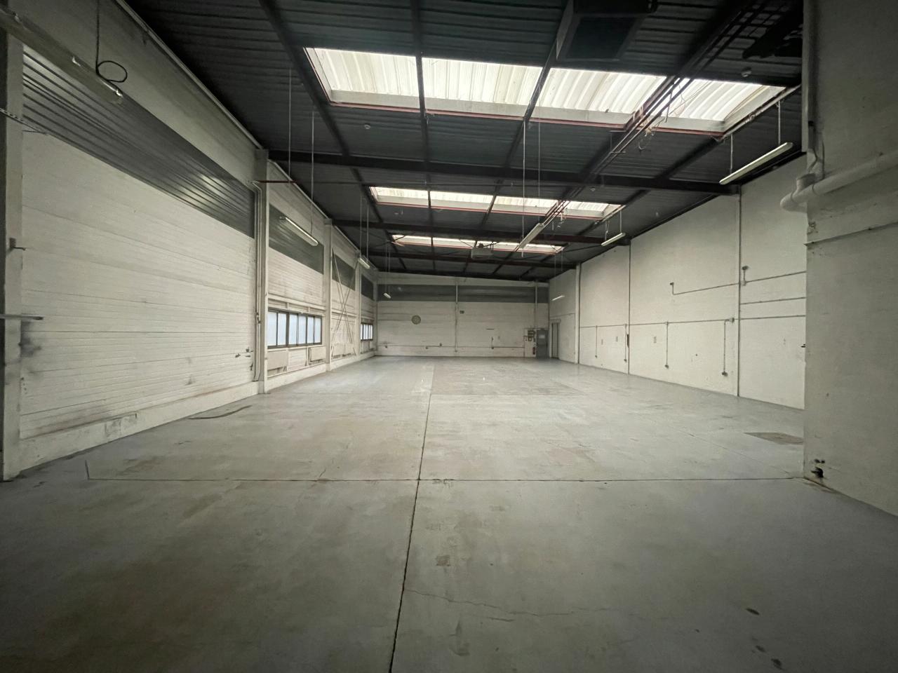 Local d'activité Buc 1015m² Location local d'activité Buc Yvelines OLACT2426780 6